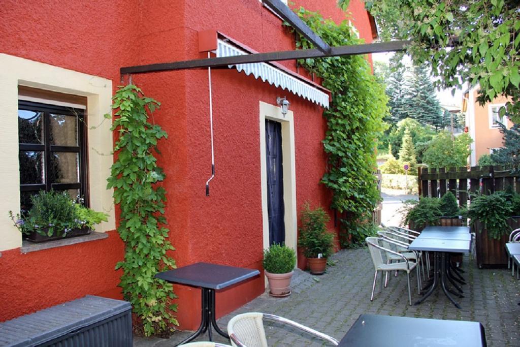 Altes Wirtshaus Foerdergersdorf Bed & Breakfast 萨兰德特 外观 照片
