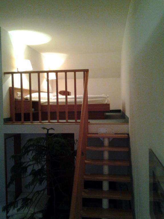 Altes Wirtshaus Foerdergersdorf Bed & Breakfast 萨兰德特 客房 照片