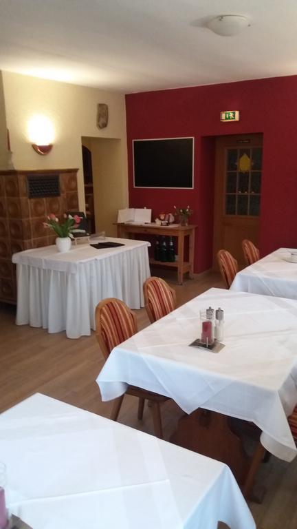Altes Wirtshaus Foerdergersdorf Bed & Breakfast 萨兰德特 外观 照片